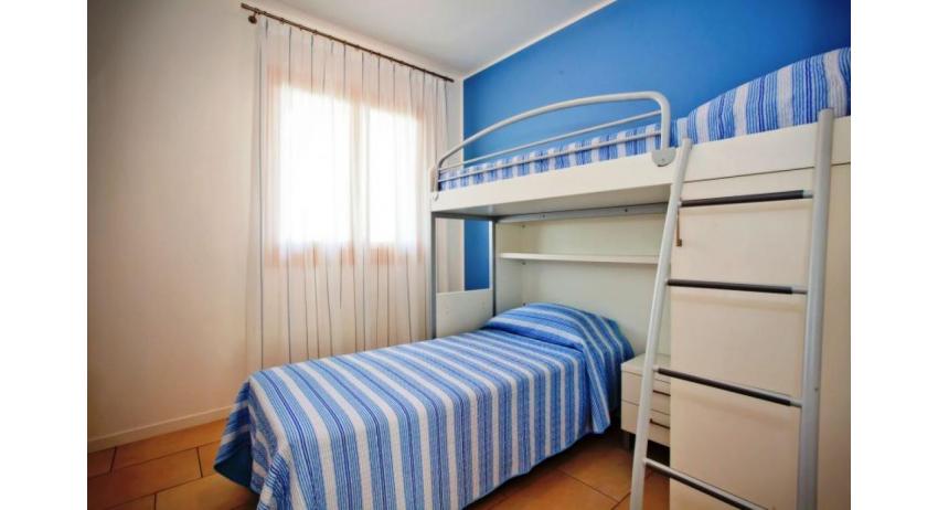 residence VILLAGGIO A MARE: C6/I - camera con letto a castello (esempio)